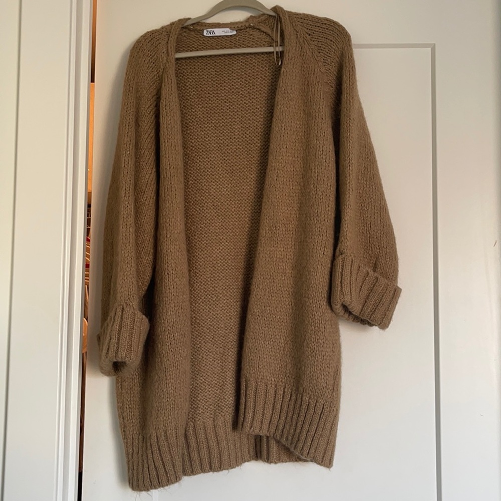 Oversized knit cardigan